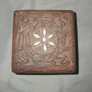 Vintage carved small trinket box, wood, square, keepsake, hinged